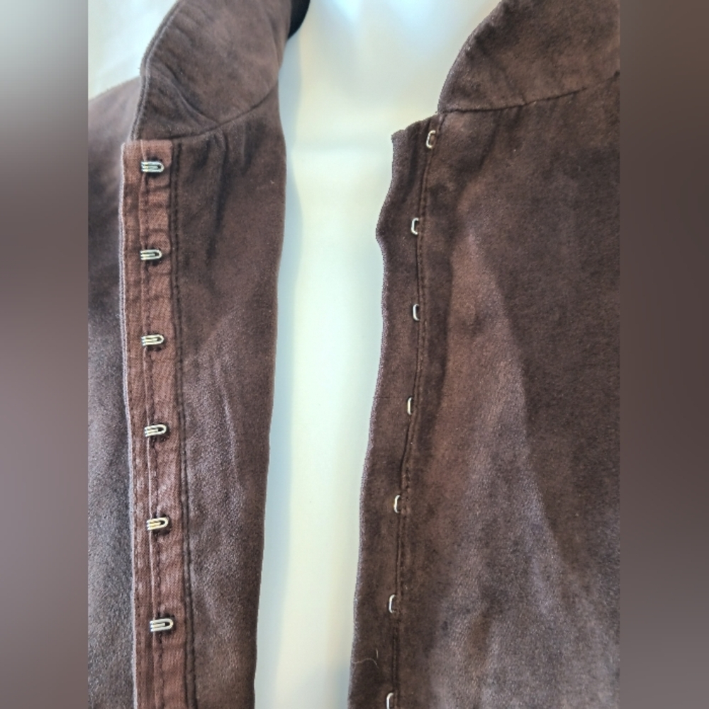 𝗬𝟮𝗞 𝑻𝒉𝒆 𝑳𝒊𝒎𝒊𝒕𝒆𝒅 𝑭𝒂𝒖𝒙 𝑺𝒖𝒆𝒅𝒆 𝑩𝒆𝒍𝒍 𝑱𝒂𝒄𝒌𝒆𝒕 - Picture 5 of 12